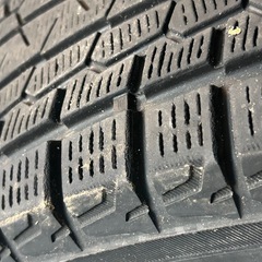 スタッドレスタイヤ　225/65 R17の画像