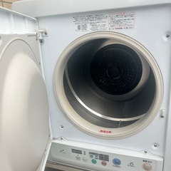 衣類乾燥機の画像