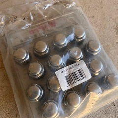 RAIZE スタッドレスタイヤ ホイル付き4本セットの画像