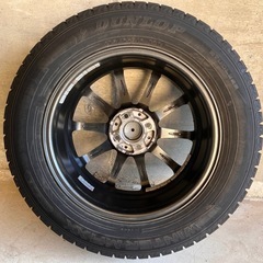 RAIZE スタッドレスタイヤ ホイル付き4本セットの画像