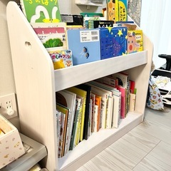 現役ママが考えた絵本棚の画像