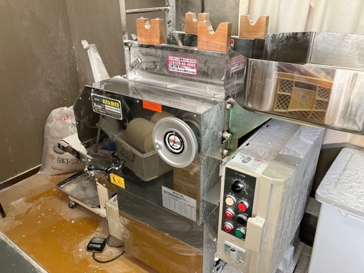 大和製作所　製麺機&ミキサー&製麺室