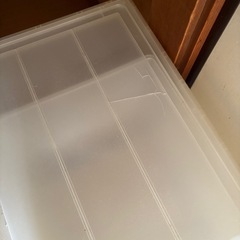 押入れ収納衣装ケースあげますの画像