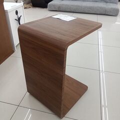 ★リユースのサカイ日立店★HJ8394 NITORI サイドテーブル ブラウン H58×D35×W39 クリーニング済み の画像