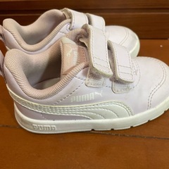 【使用期間短め】13.0 PUMA スニーカー 靴 ピンクの画像