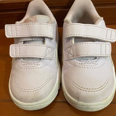【使用期間短め】13.0 PUMA スニーカー 靴 ピンクの画像