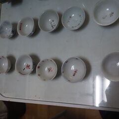 レトロな杯１０個、珍品、猪口、ぐい飲みの画像