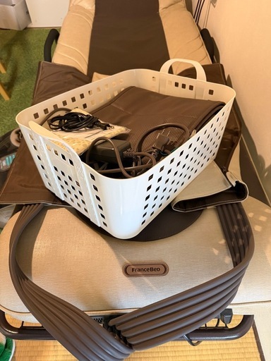 マッサージベッド