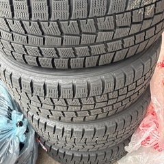 中古スタッドレス　ホイールセット　205/60R16 4本　2022年製2本　2019年製2本ウインターマックス　プリウスα等！の画像