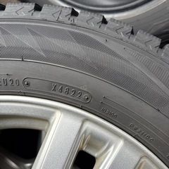 中古スタッドレス　ホイールセット　205/60R16 4本　2022年製2本　2019年製2本ウインターマックス　プリウスα等！の画像