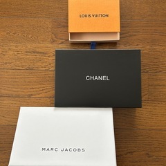 ブランド箱の画像