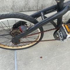 折りたたみ自転車の画像