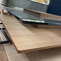 ブラウンのコーヒーテーブルのご紹介です！の画像