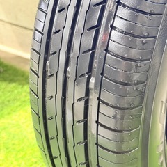 185/70R14 88S ヨコハマ　ブルーアース　交換工賃込みの画像