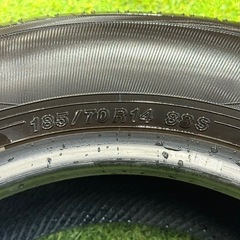 185/70R14 88S ヨコハマ　ブルーアース　交換工賃込みの画像