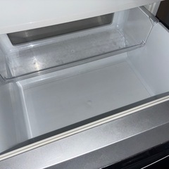 貴重な製氷器付き　三菱ノンフロン冷凍冷蔵庫 MR-C34Z-W 2016年製の画像