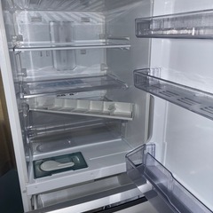 貴重な製氷器付き　三菱ノンフロン冷凍冷蔵庫 MR-C34Z-W 2016年製の画像