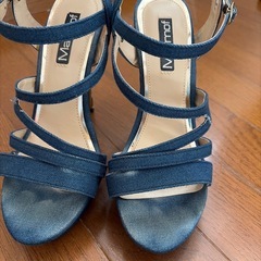 デニムヒールサンダル✨✨✨の画像