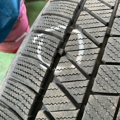 235/50/21  ブリヂストンスタッドレスの画像