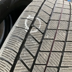 235/50/21  ブリヂストンスタッドレスの画像