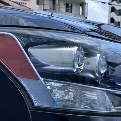 ＼目力で愛車が10歳若返る！！／ヘッドライトの黄ばみ除去✨️の画像