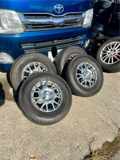 プロボックス、サクシード等に。スタッドレスセット