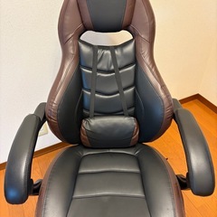 新品級 YAMAZENフルリクライニングゲーミングチェア スライドオットマン付きの画像