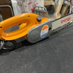 RYOBI リョービ 電動 チェンソー  CS-2500 電動工具 剪定 庭手入れ 工事 1118-016の画像