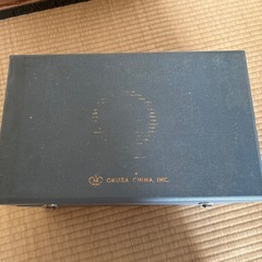 花柄　壺の画像