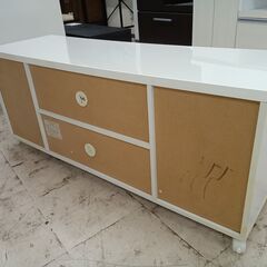 リユースのサカイ栃木店★ジモティ割あり★  TV台（キャスター付） ホワイト W119×D39×H49.5 クリーニング済み TC11710の画像