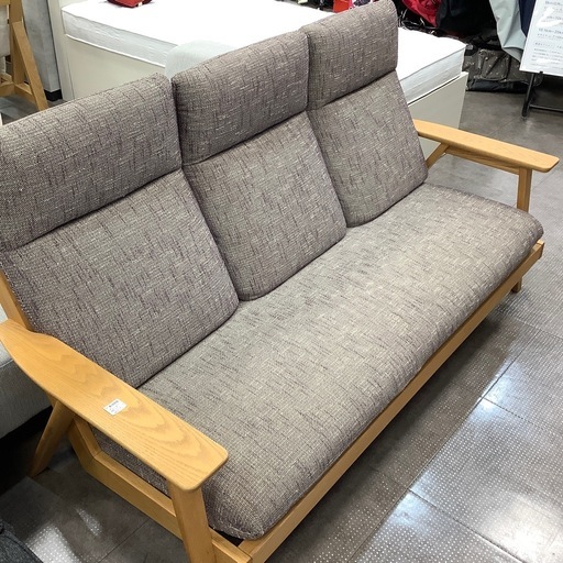 【軽トラ貸し出し無料！】NAGANO INTERIOR 3人掛けソファー入荷しました！