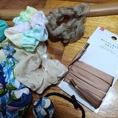 ヘアゴム　シュシュおまとめの画像