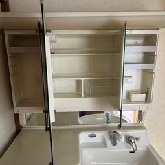 【返信保留中】洗面台＊現状品の画像