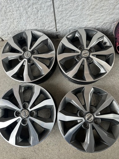日産デイズ　純正ホイール15インチ中古