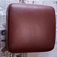 売ります　オットマン　スツール　合皮の画像