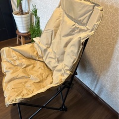 折りたたみチェアの画像