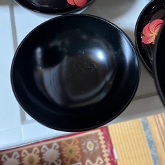 梅の花柄蓋付きお椀9点の画像