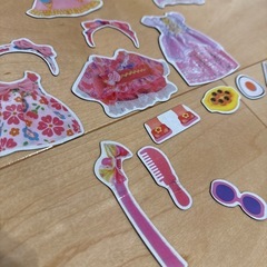 マグネットえほんかわいいきせかえメルちゃんの画像