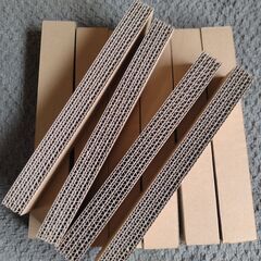 工作資材　猫爪とぎ　作成などの画像