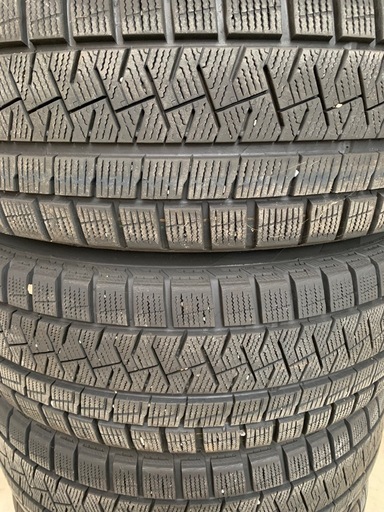 185/65R15 スタッドレスタイヤ