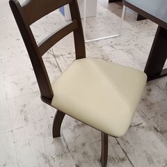 リユースのサカイ栃木店★ジモティ割あり★  ダイニングセット2人用 ダークブラウン W80×D80×H70 クリーニング済み TC11714の画像