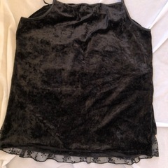 コムサイズム　Mサイズ　フリルキャミ　黒の画像