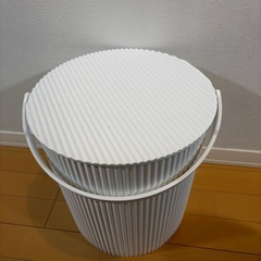 蓋付きバケツ オムニウッティの画像