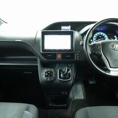 🌟頭金0円でお乗りいただけます❗❗🚙🌟トヨタ ヴォクシー　ハイブリッド 　Ｖの画像