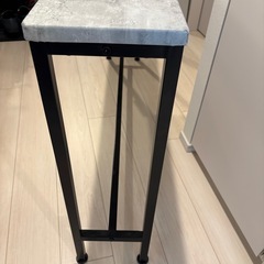 サイドテーブルの画像