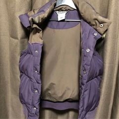 【決まりました】定価18,000円　Columbia⭐︎コロンビア　レディースダウンベスト　Mサイズの画像