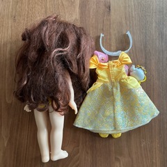 ディズニー　美女と野獣ベルの人形の画像