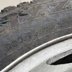 中古タイヤ　中型トラック用の画像
