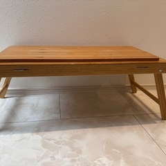 IKEA 折りたたみ　机　FELFRITT フェルフリット ラップトップ/ベッドトレイの画像