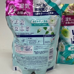 レノア 超消臭 1WEEK みずみずしく香るフレッシュグリーンの香り 詰め替え用 770ml×3パック　T601-73264の画像